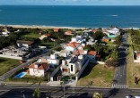 Casa de Alto Padr�o com 5 Su�tes na Praia do Estal