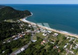 Terreno frente-mar no Estaleirinho à venda