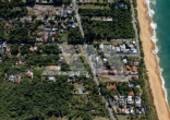 Terreno amplo na Praia do Estaleiro à venda em Bal