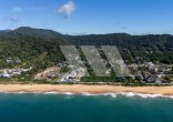 Terreno amplo na Praia do Estaleiro à venda em Bal