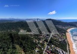 Terreno amplo na Praia do Estaleiro à venda em Bal