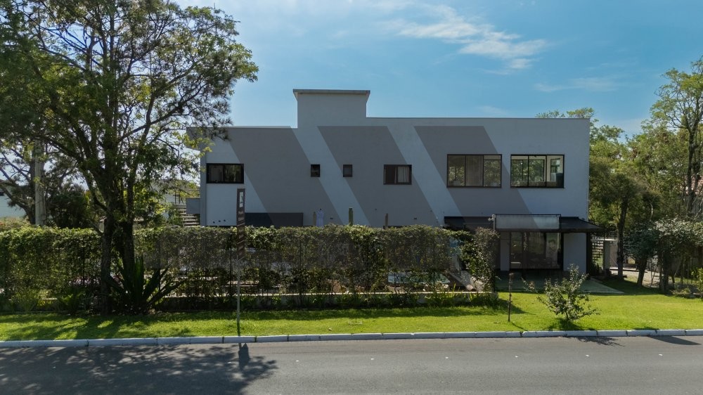Imvel Comercial e Residencial com Vista para o Ma