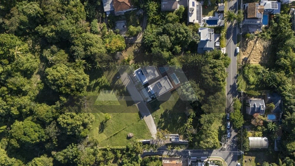 Lote � venda no Condom�nio fechado Bosque de Taqua