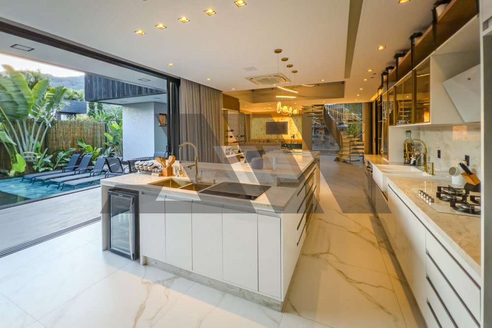 Casa no Condom�nio Vivendas do Atl�ntico