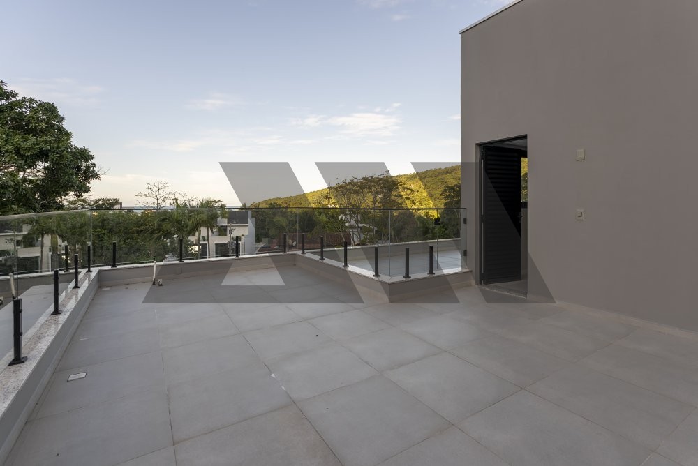 Casa em Condom�nio fechado na Praia de Taquaras, a