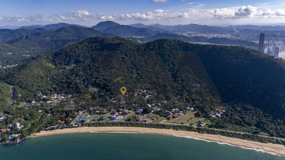 Casa em Condom�nio fechado na Praia de Taquaras, a