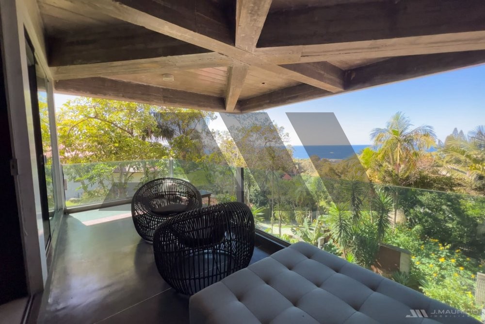 Casa de Alto Padr�o com Vista Mar e Arquitetura Au