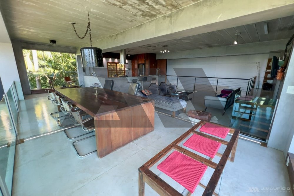 Casa de Alto Padr�o com Vista Mar e Arquitetura Au