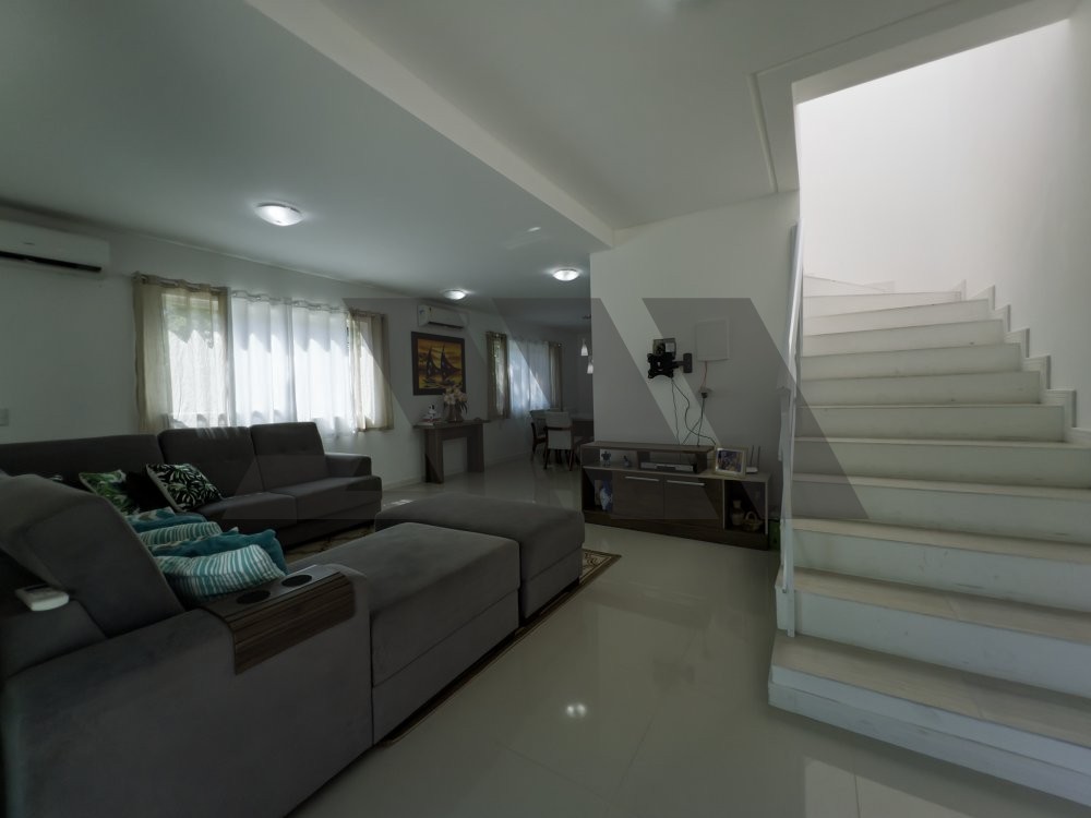 Casa geminada na Praia do Estaleiro