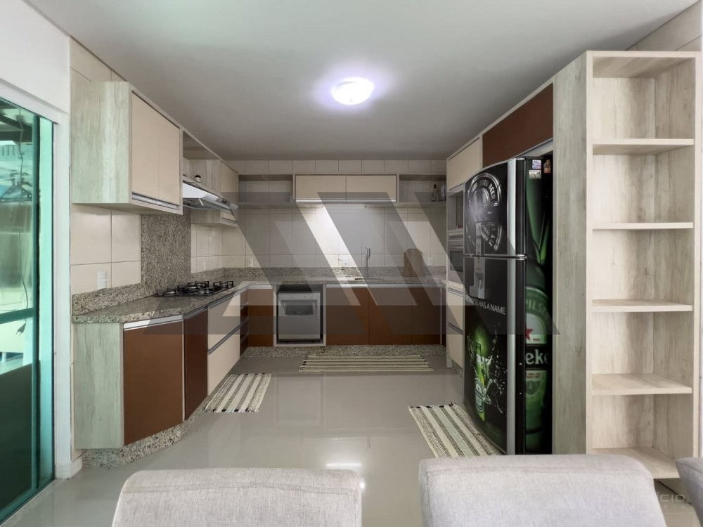 Casa geminada na Praia do Estaleiro