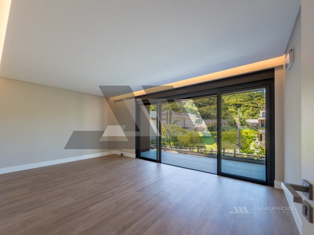 Casa exclusiva no Vivendas do Atl�ntico na Praia d