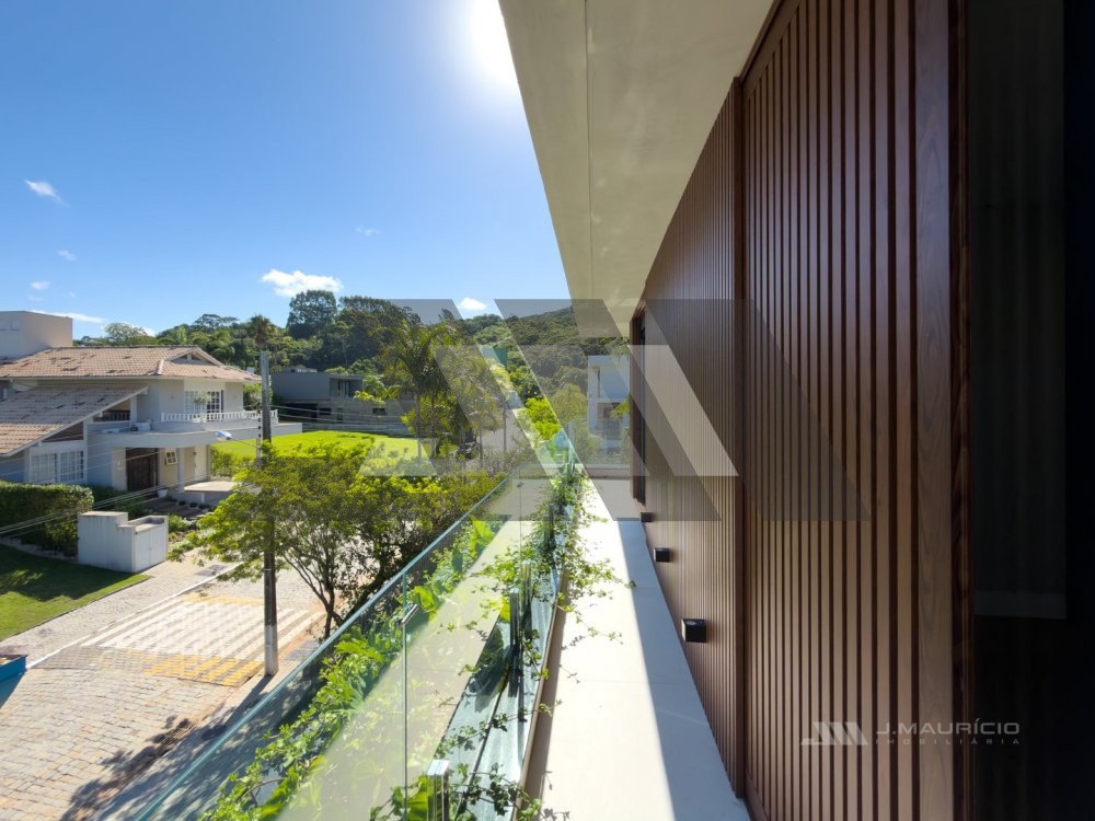 Casa exclusiva no Vivendas do Atl�ntico na Praia d