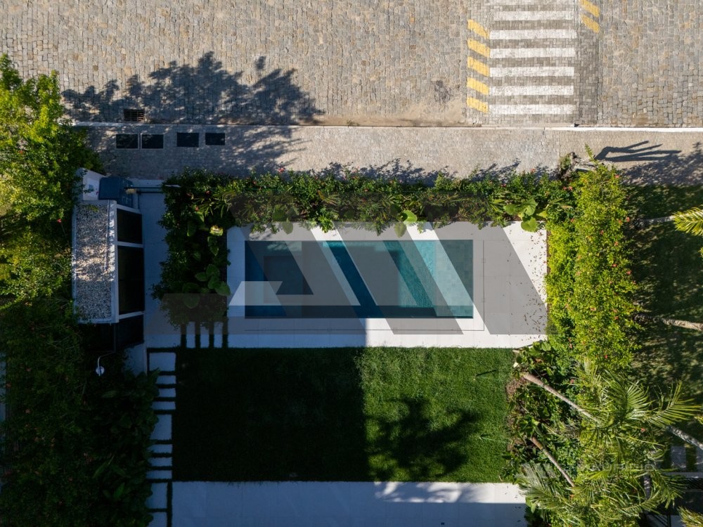 Casa exclusiva no Vivendas do Atl�ntico na Praia d