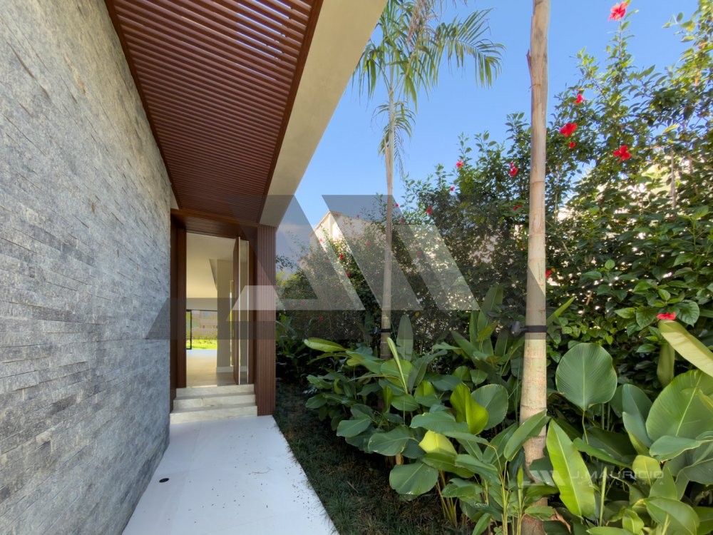 Casa exclusiva no Vivendas do Atl�ntico na Praia d