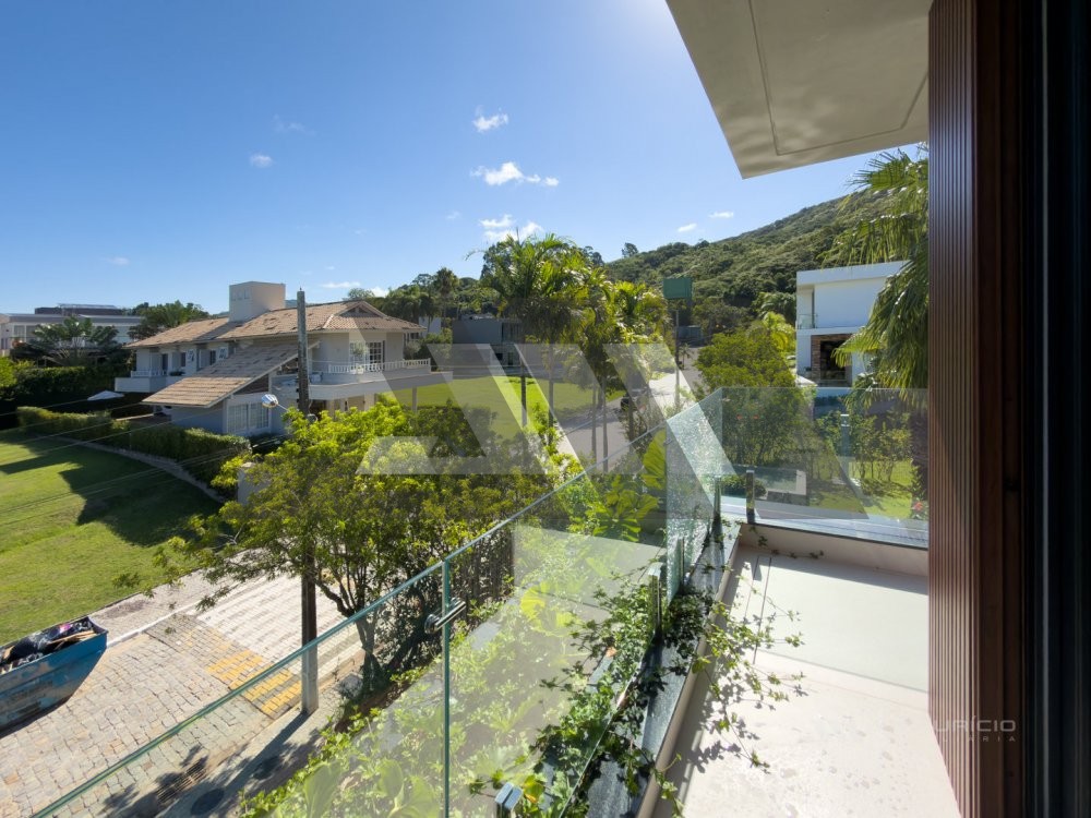 Casa exclusiva no Vivendas do Atl�ntico na Praia d