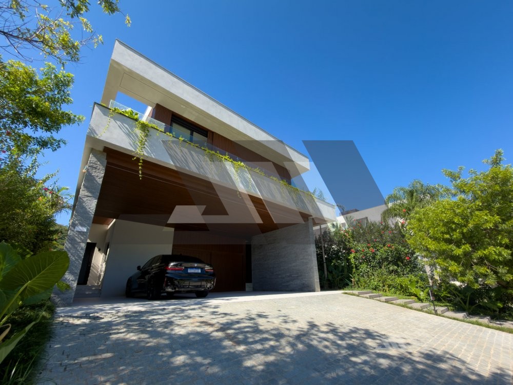 Casa exclusiva no Vivendas do Atl�ntico na Praia d