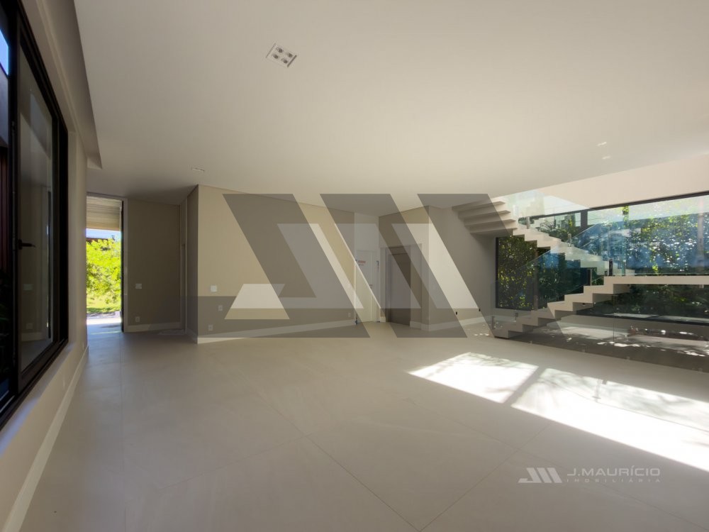 Casa exclusiva no Vivendas do Atl�ntico na Praia d