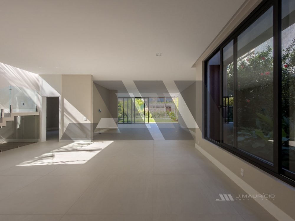 Casa exclusiva no Vivendas do Atl�ntico na Praia d